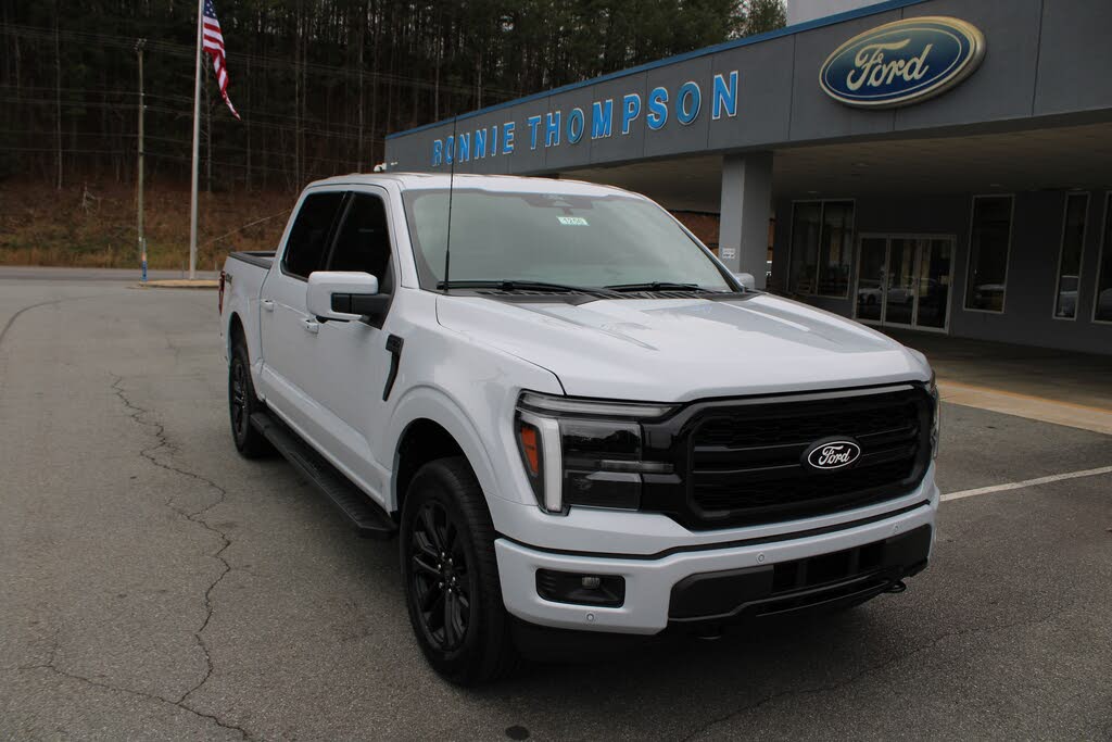 2025 Ford F-150 Lariat SuperCrew 4WD
