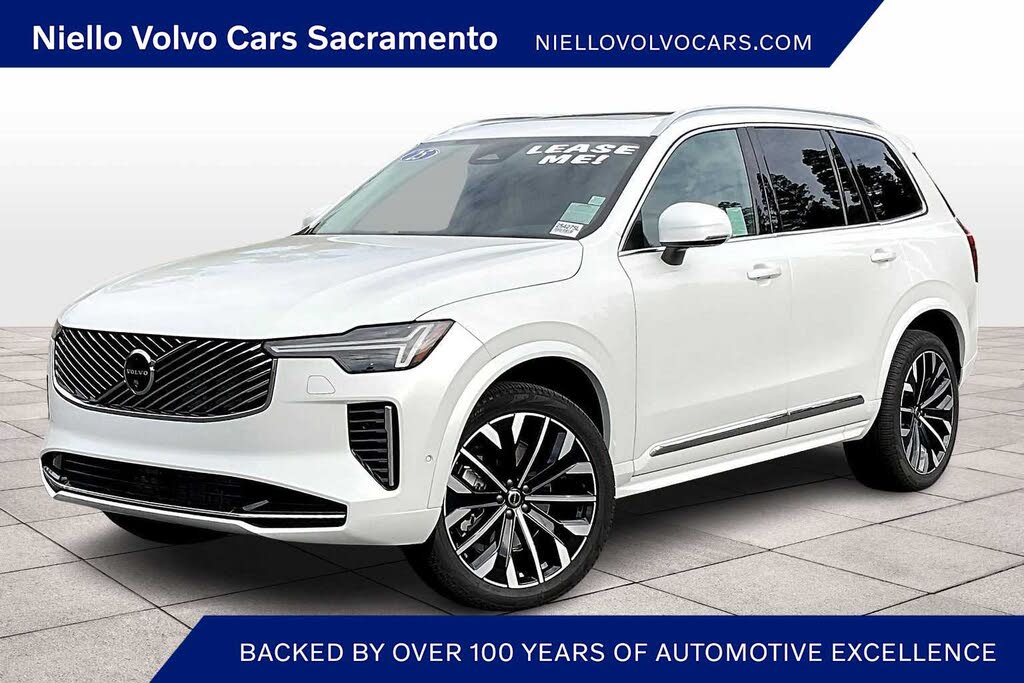 2025 Volvo XC90 B5 Plus Bright Theme 6-Passenger AWD