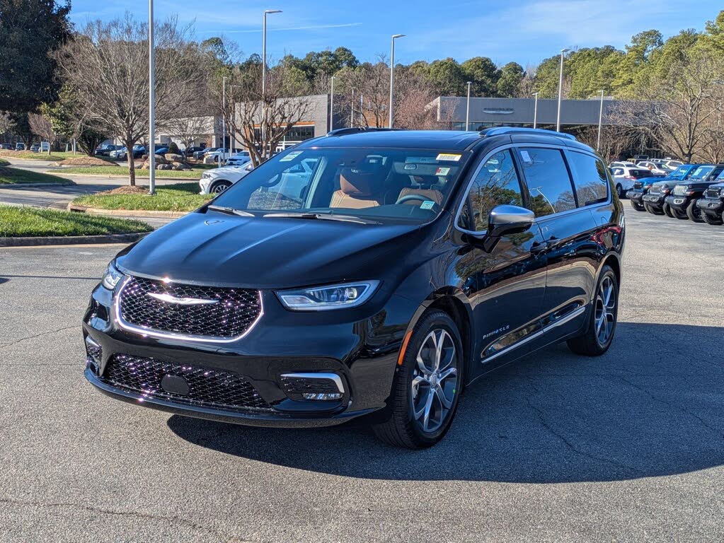 2026 Chrysler Pacifica Pinnacle FWD