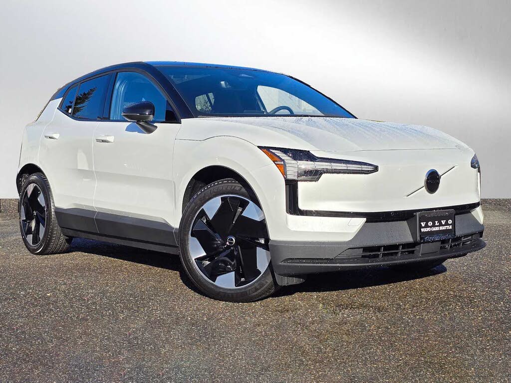 2026 Volvo EX30 Twin Plus eAWD