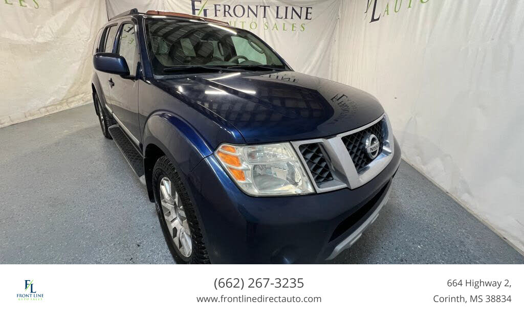 2011 Nissan Pathfinder LE V6 RWD