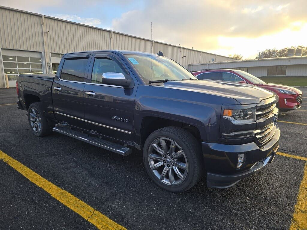 2018 Chevrolet Silverado 1500 LTZ Crew Cab 4WD
