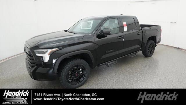 2026 Toyota Tundra SR5 CrewMax Cab 4WD