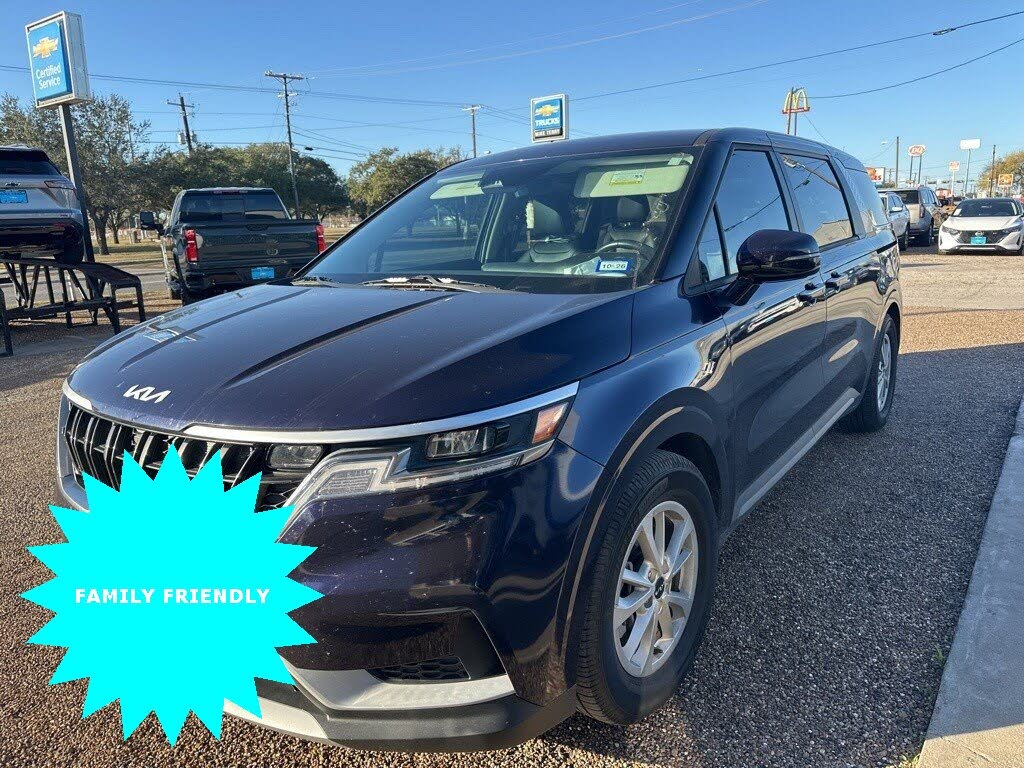 2023 Kia Carnival LX FWD