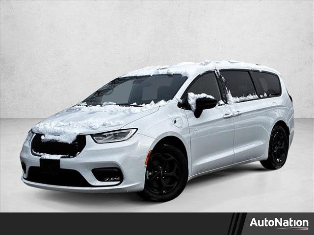 2024 Chrysler Pacifica Hybrid Premium S Appearance FWD