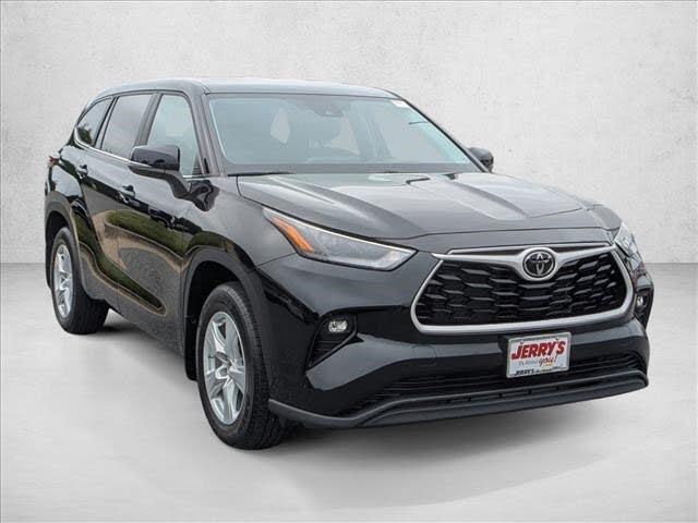 2024 Toyota Highlander LE AWD