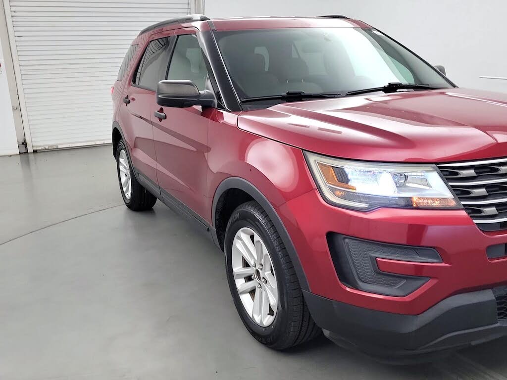 2017 Ford Explorer Base