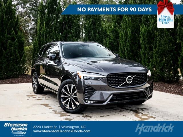 2025 Volvo XC60 B5 Plus Dark Theme AWD
