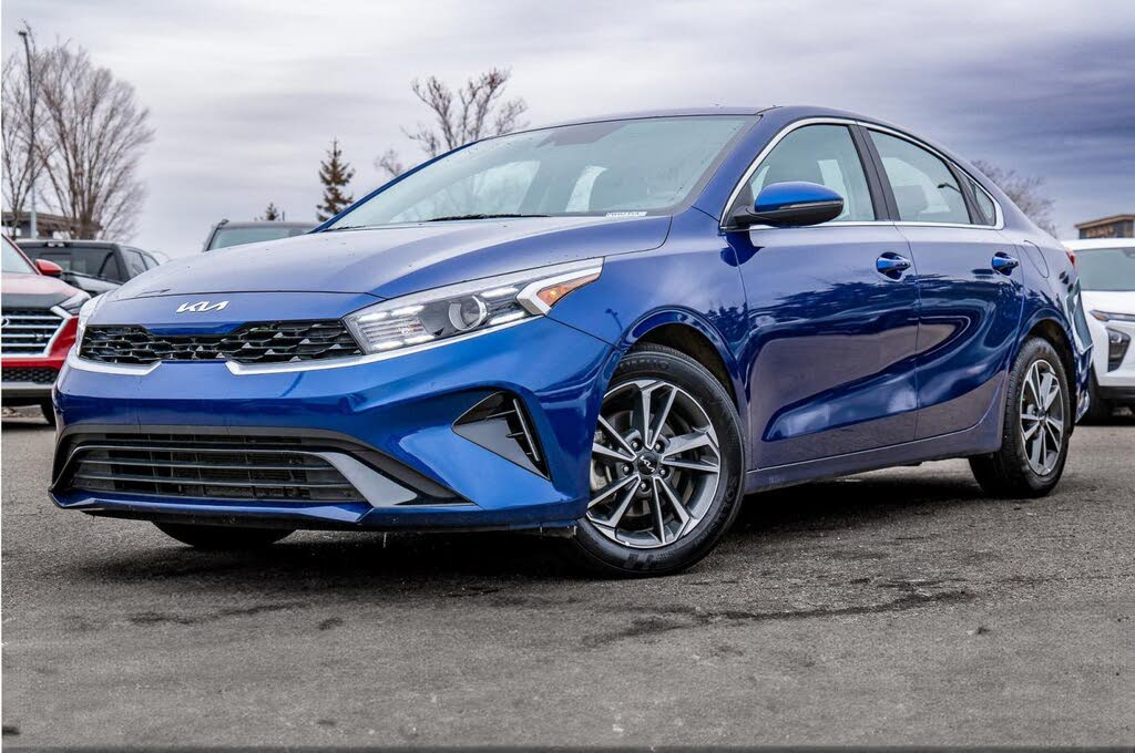 2023 Kia Forte EX FWD