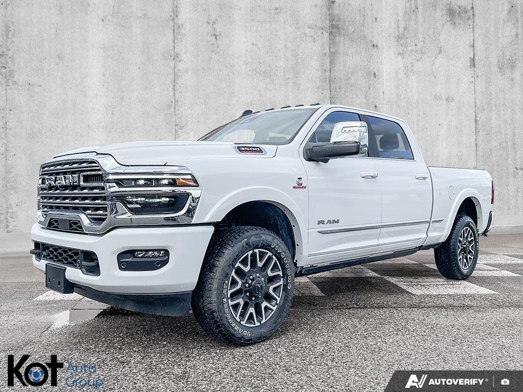 RAM 3500 Limited Crew Cab 4WD 2025