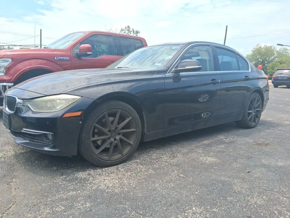 2013 BMW 3 Series 328i Sedan RWD