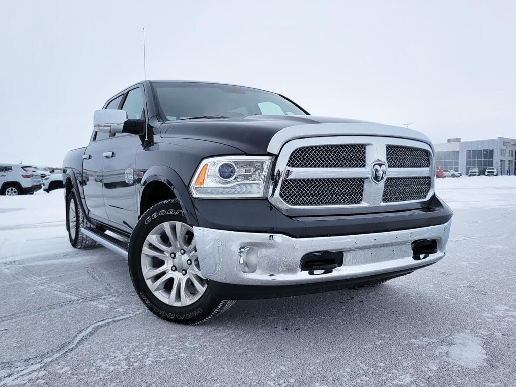 RAM 1500 Laramie Longhorn Crew Cab 4WD 2017