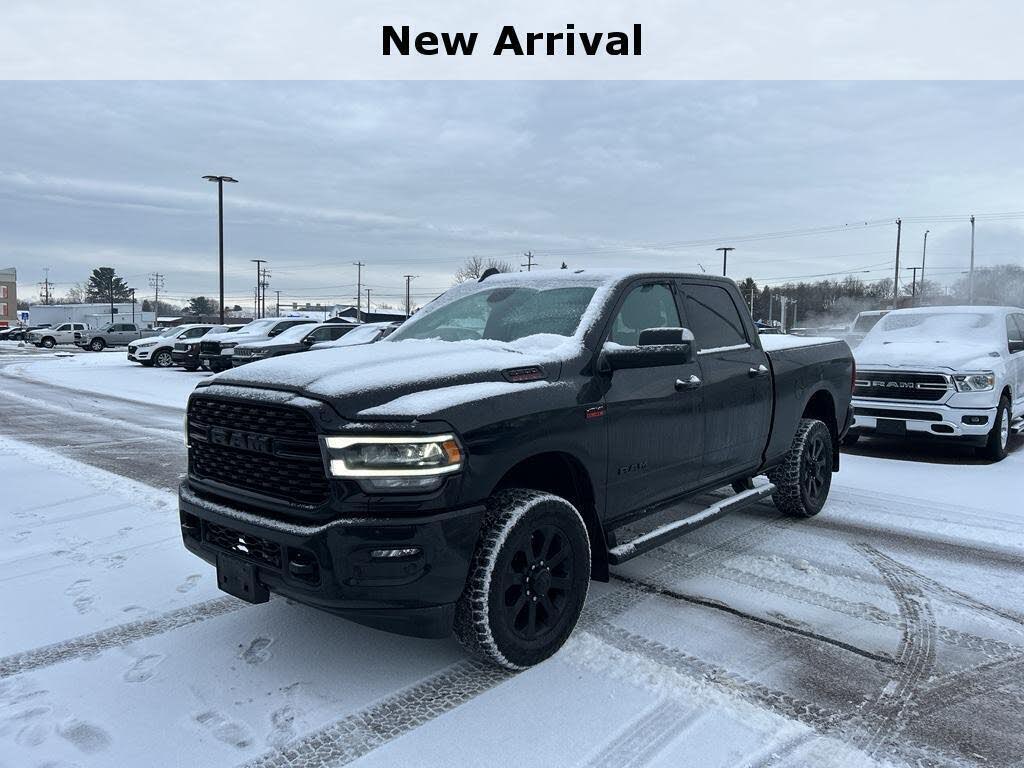 2022 RAM 2500 Big Horn Crew Cab 4WD