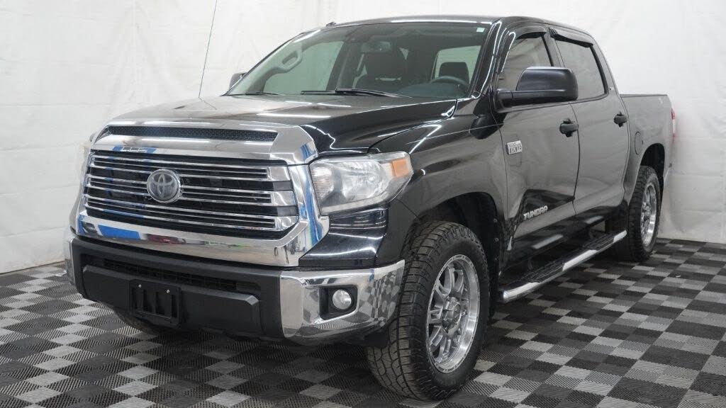 2018 Toyota Tundra SR5 CrewMax 5.7L FFV 4WD