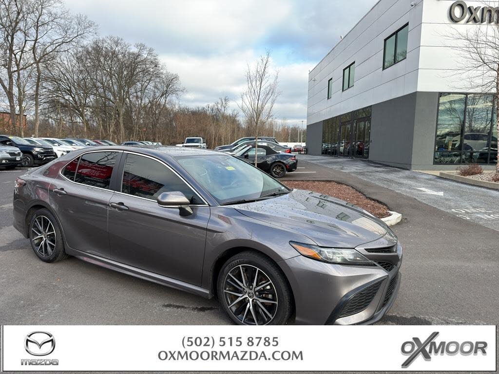 2024 Toyota Camry SE FWD