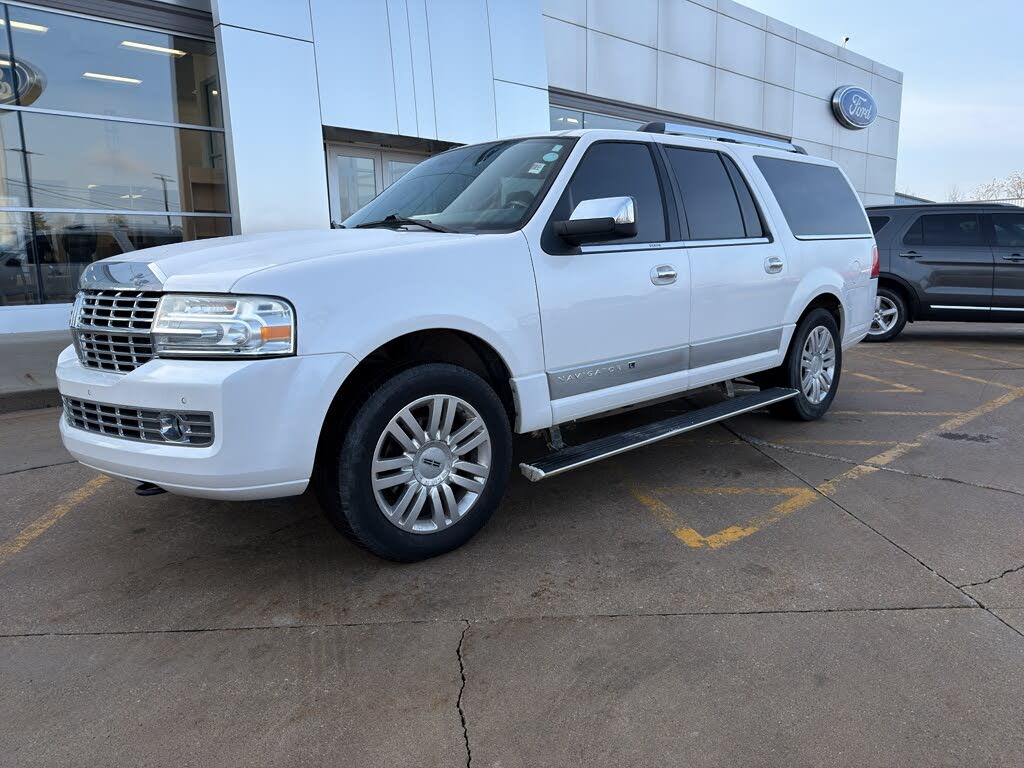 2013 Lincoln Navigator L 4WD
