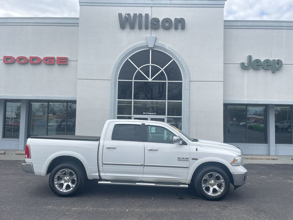 2016 RAM 1500 Laramie Crew Cab 4WD
