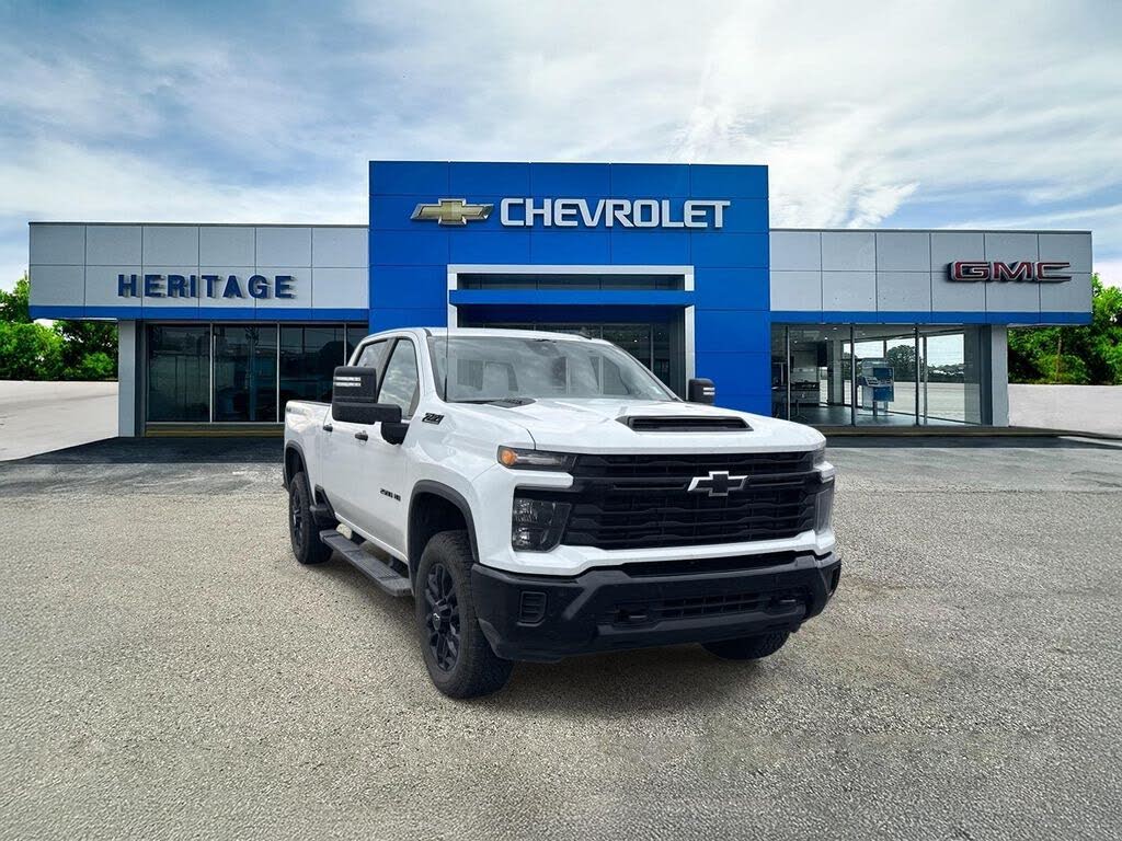 2025 Chevrolet Silverado 2500HD Custom Crew Cab 4WD
