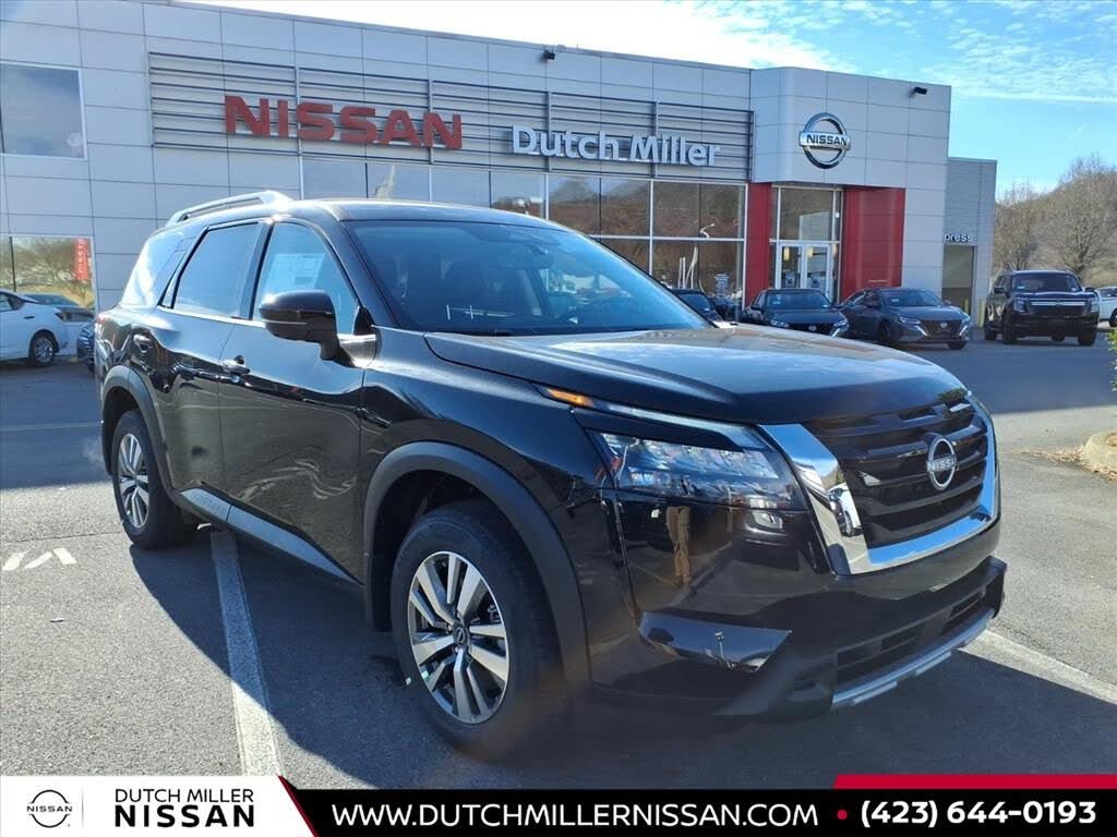 2025 Nissan Pathfinder SL 4WD