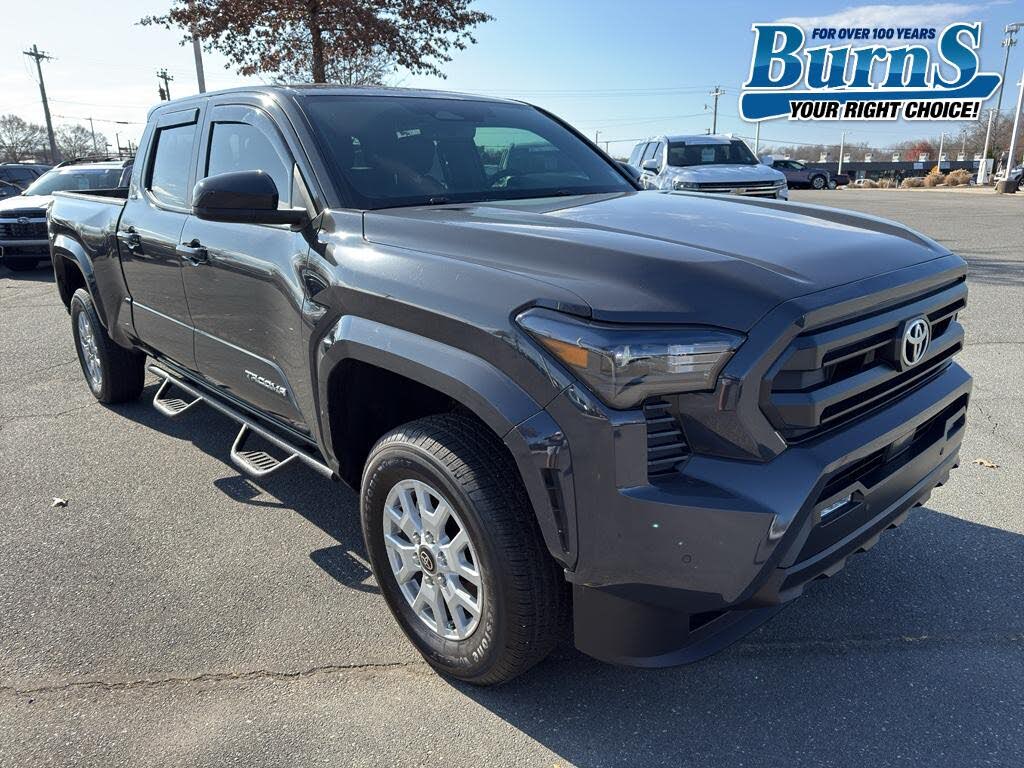 2025 Toyota Tacoma SR5 Double Cab 4WD
