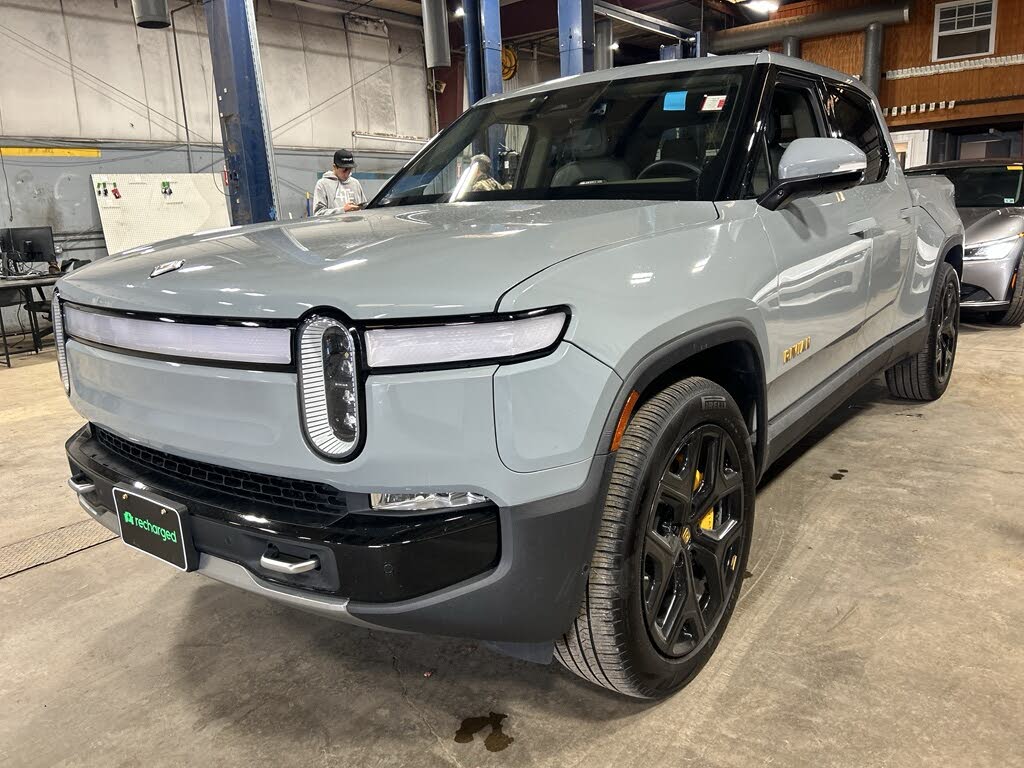 2022 Rivian R1T Adventure Crew Cab AWD
