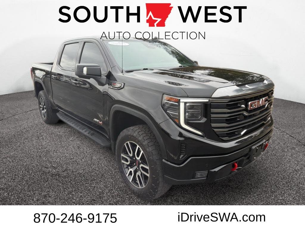 2023 GMC Sierra 1500 AT4 Crew Cab 4WD