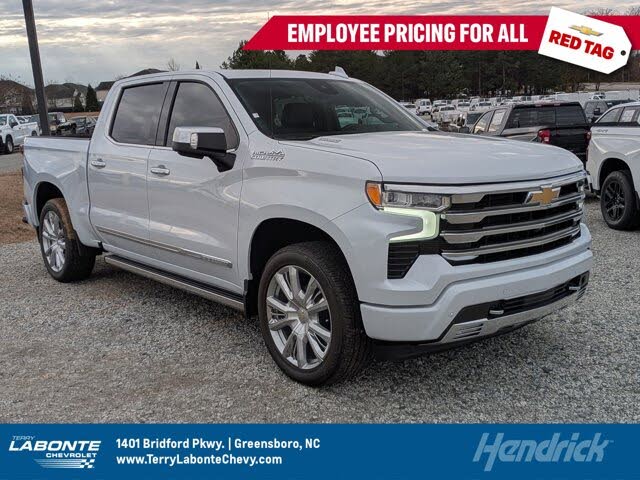 2026 Chevrolet Silverado 1500 High Country Crew Cab 4WD