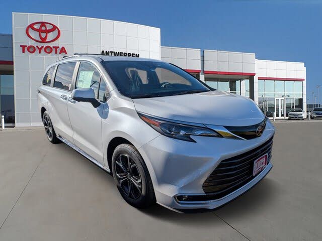 2026 Toyota Sienna Platinum 7-Passenger AWD