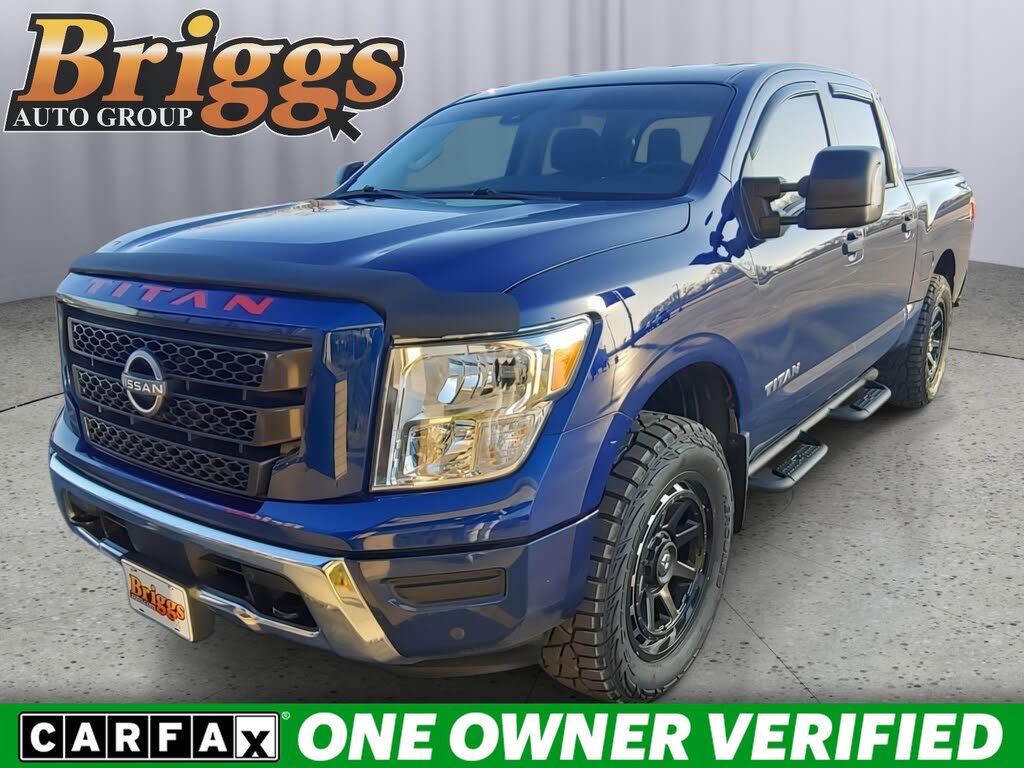 2023 Nissan Titan SV Crew Cab 4WD