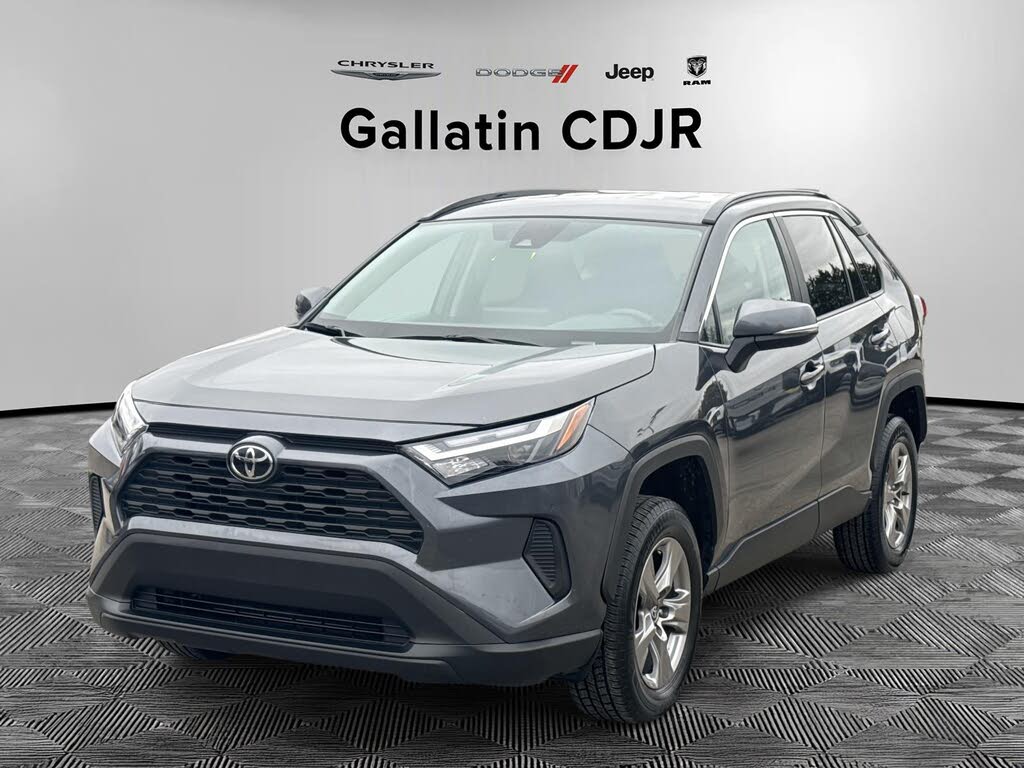 2024 Toyota RAV4 XLE FWD