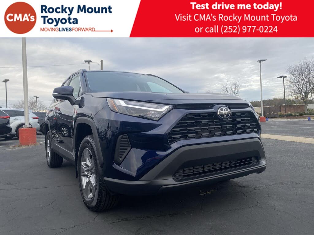 2025 Toyota RAV4 XLE FWD