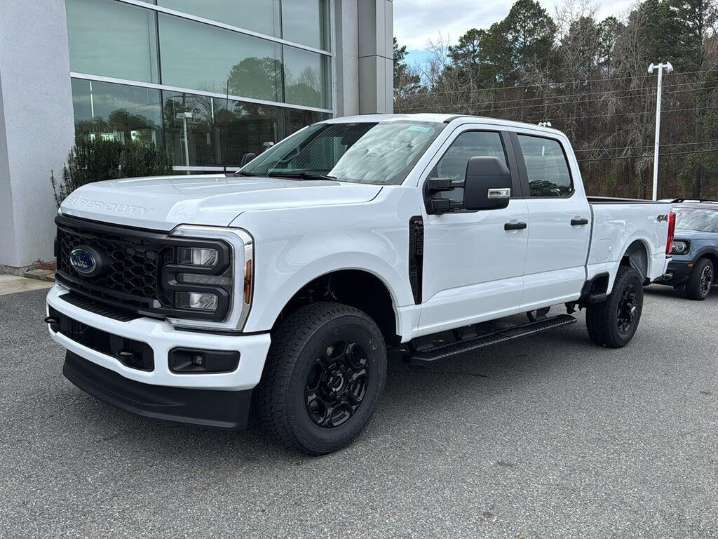 2026 Ford F-250 Super Duty XL Crew Cab 4WD