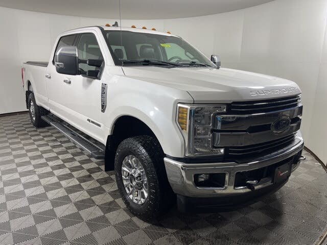 2019 Ford F-350 Super Duty Lariat Crew Cab 4WD