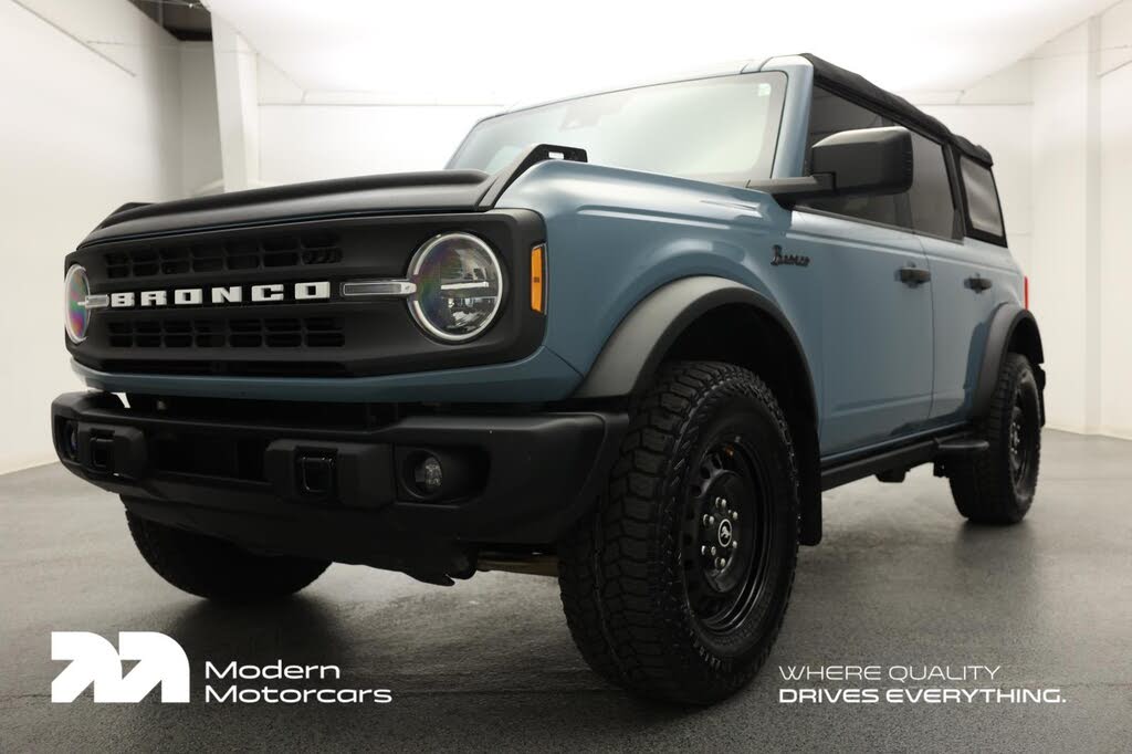 2023 Ford Bronco Black Diamond Advanced 4-Door 4WD