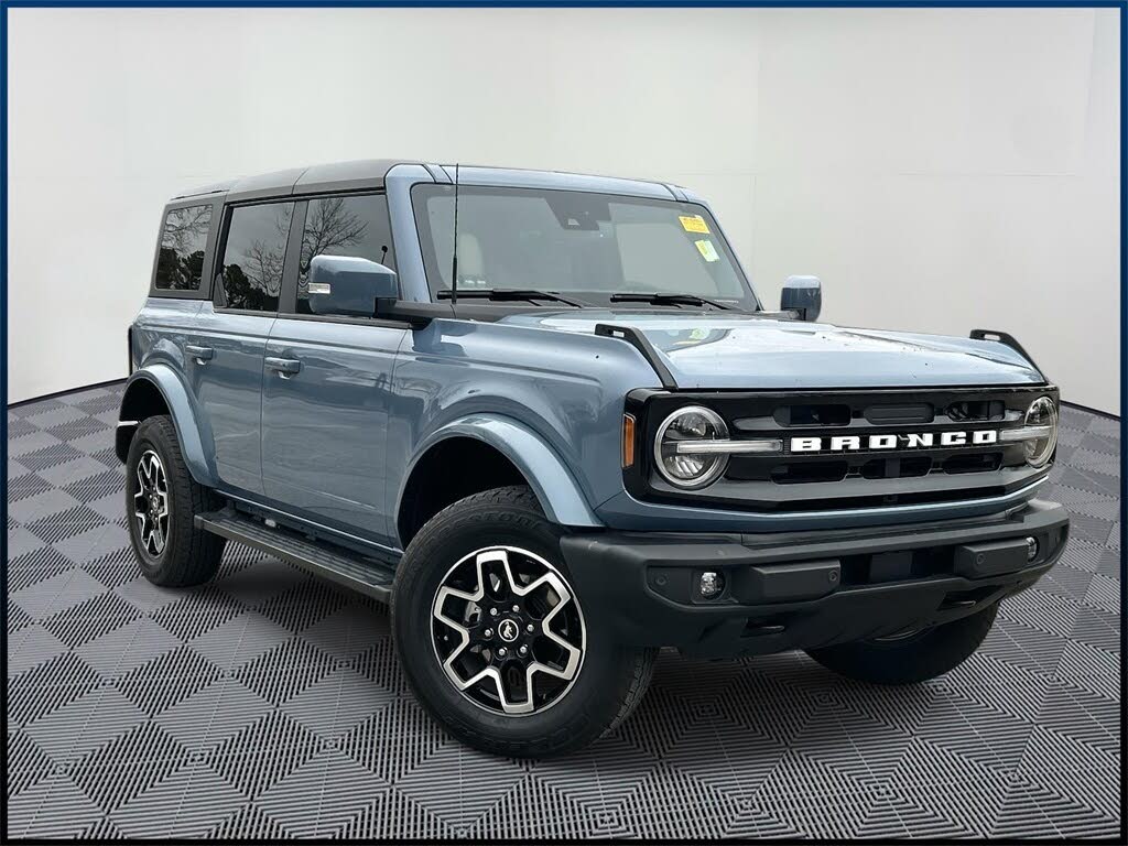 2024 Ford Bronco Outer Banks 4-Door 4WD