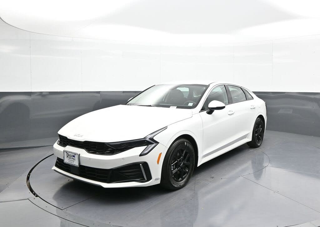 2025 Kia K5 LXS FWD