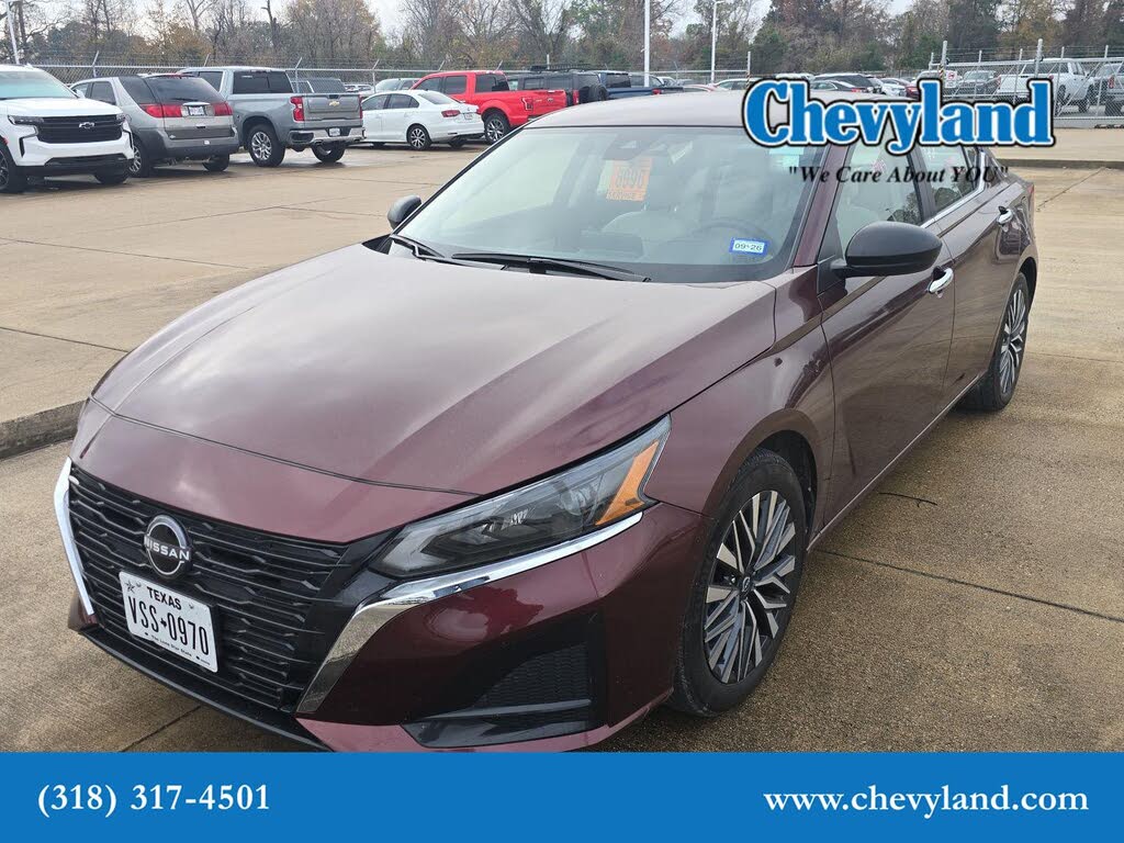 2025 Nissan Altima 2.5 SV FWD