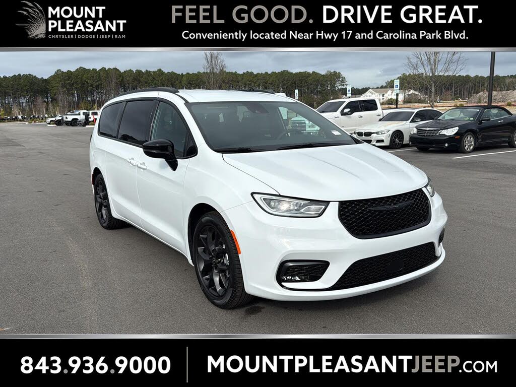 2026 Chrysler Pacifica Select FWD