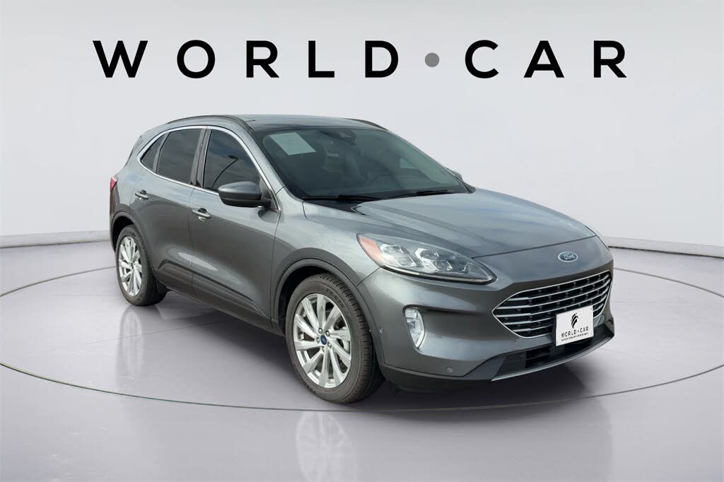 2021 Ford Escape Hybrid Titanium FWD