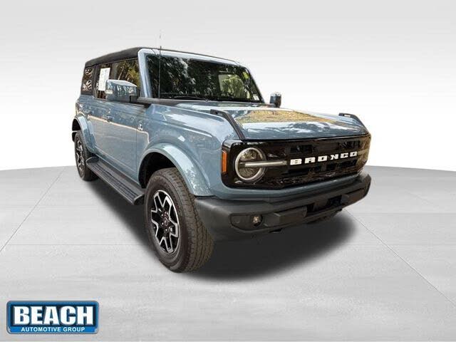 2025 Ford Bronco Outer Banks 4-Door 4WD