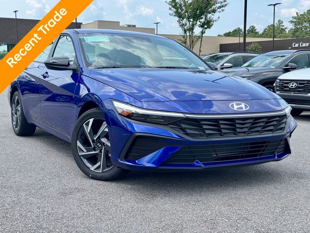 2025 Hyundai Elantra SEL Sport FWD