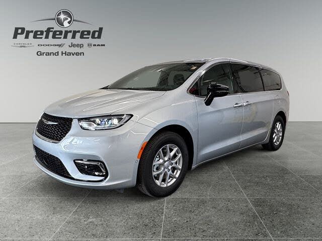 2026 Chrysler Pacifica Select FWD