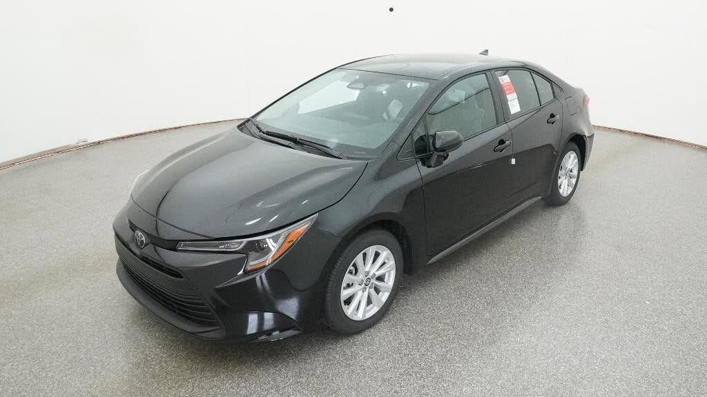 2026 Toyota Corolla LE FWD