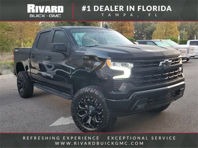 2022 Chevrolet Silverado 1500 RST Crew Cab 4WD