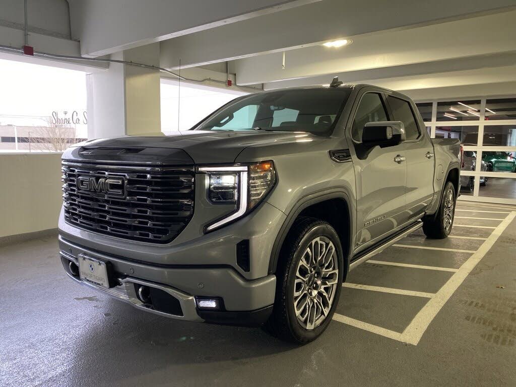 2023 GMC Sierra 1500 Denali Ultimate Crew Cab 4WD