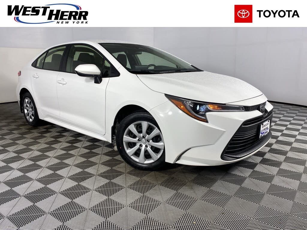 2024 Toyota Corolla LE FWD