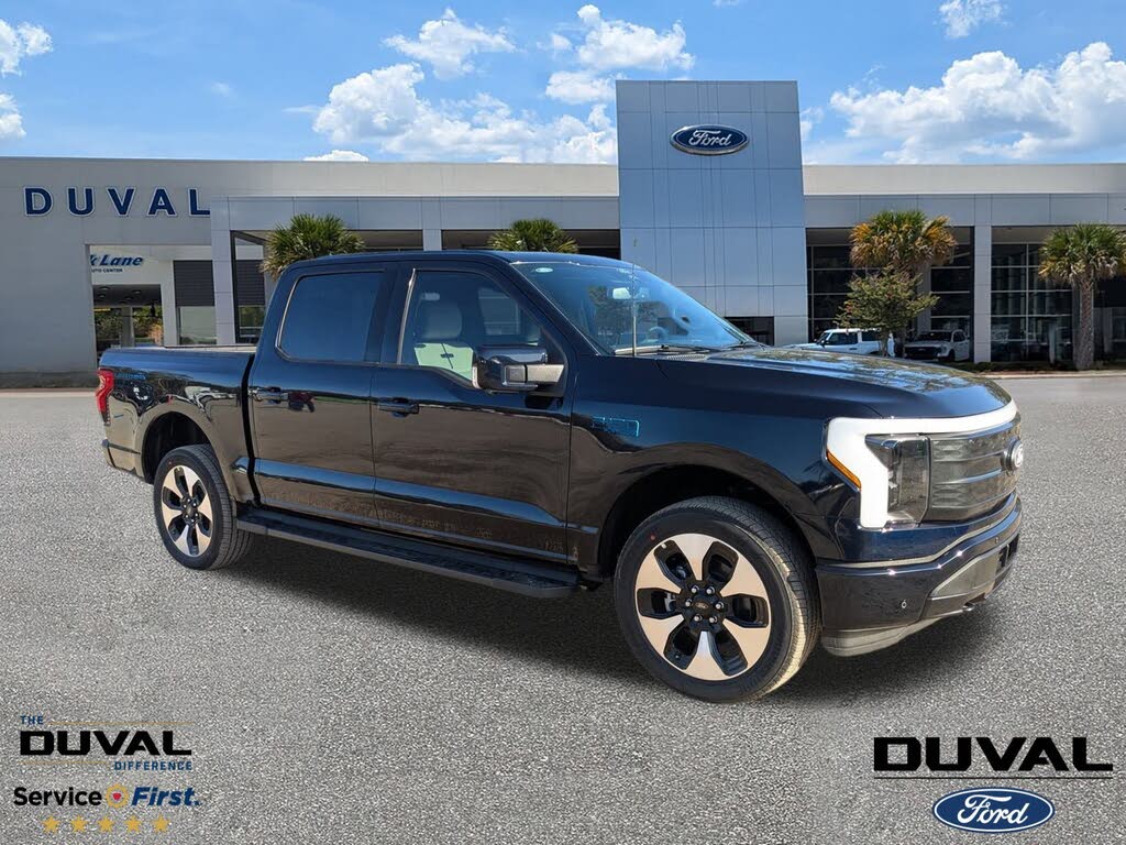 2025 Ford F-150 Lightning Platinum SuperCrew AWD