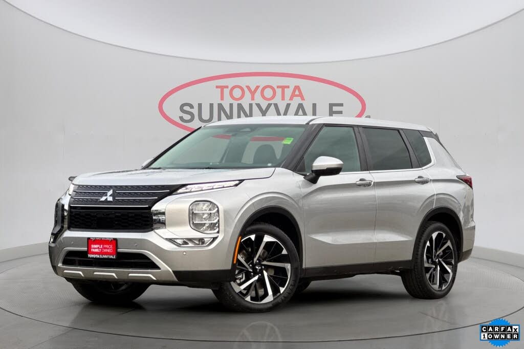 2024 Mitsubishi Outlander SE FWD