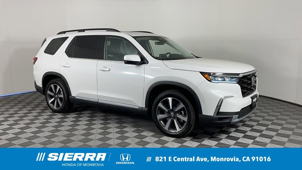 2025 Honda Pilot Touring+ FWD