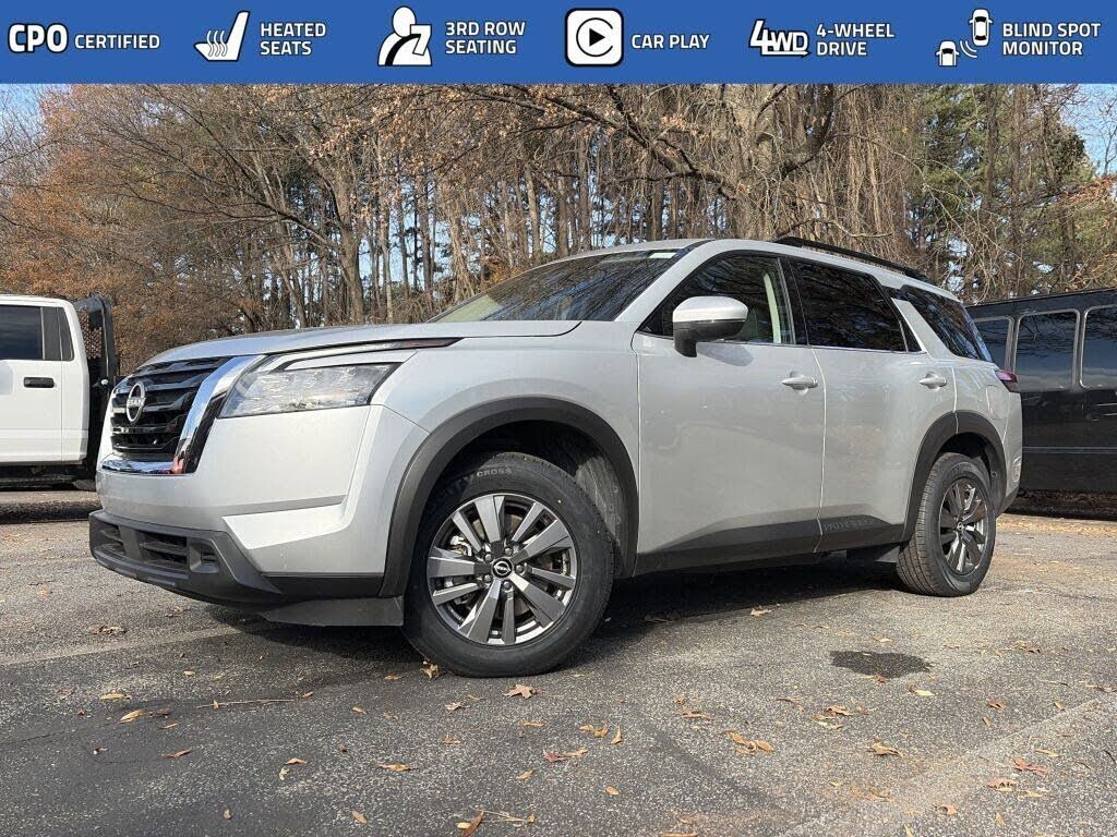 2025 Nissan Pathfinder SV 4WD